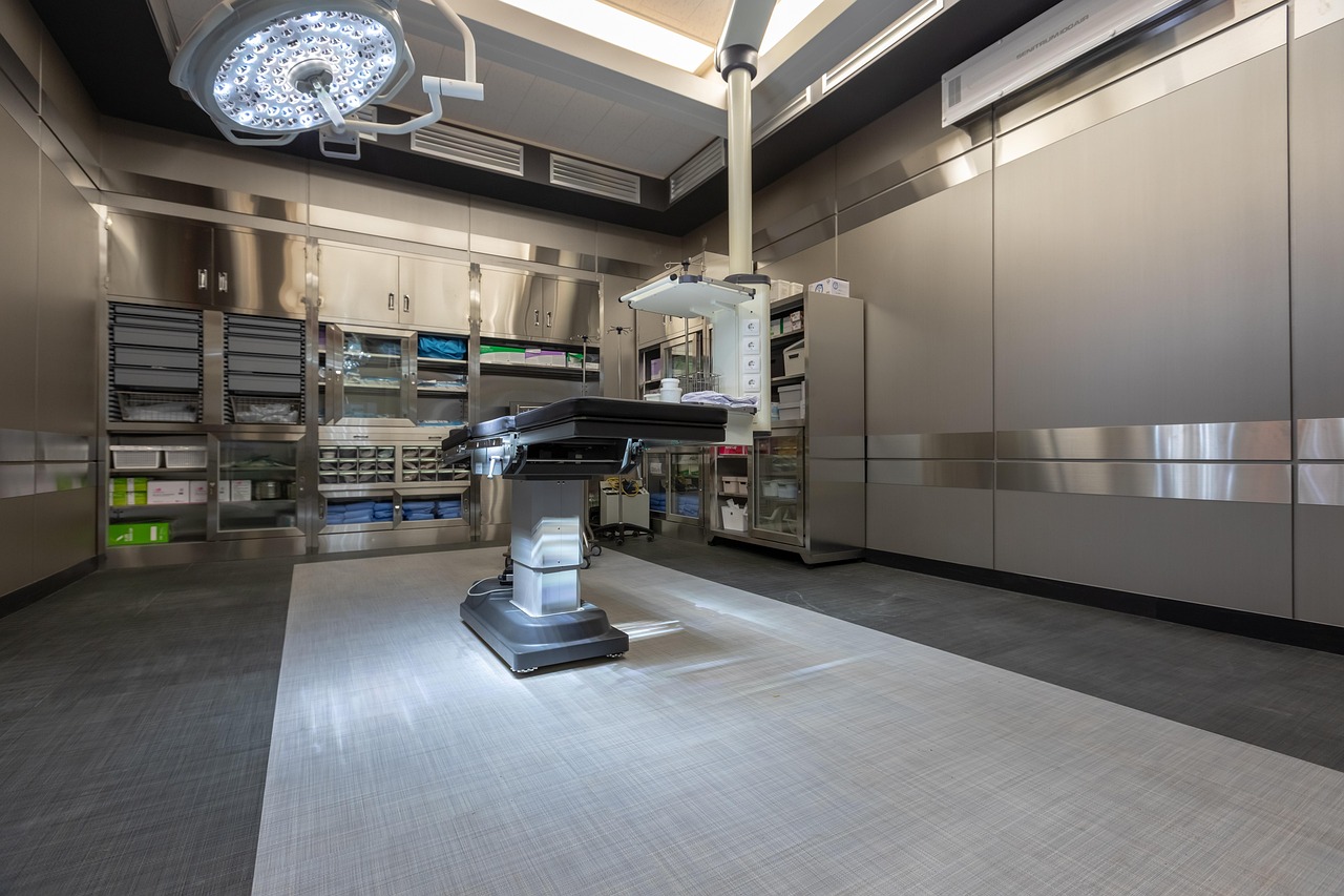 探秘黑客论坛：黑客员工如何与黑客集体合作？