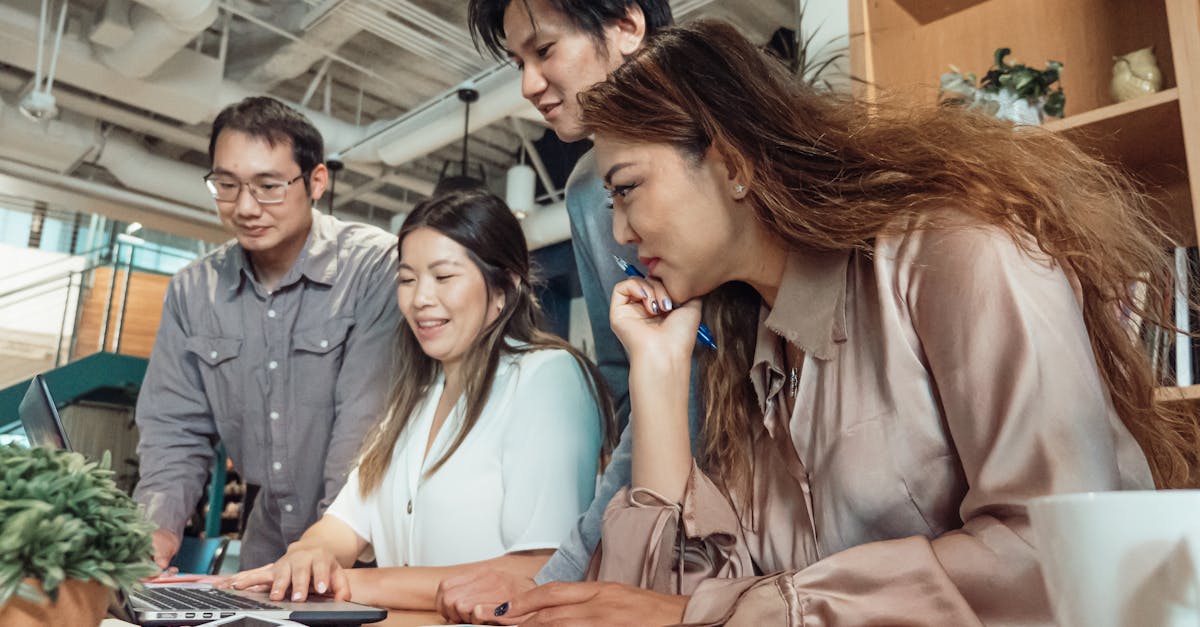 出售微信号码：测胸神器app详情下载教程