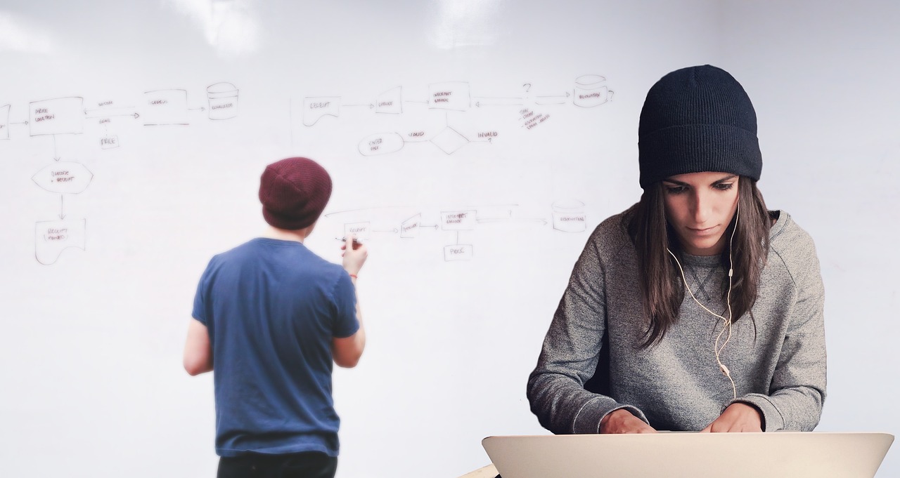 微信号白号批发：短信公告中如何从浅到深传递信息